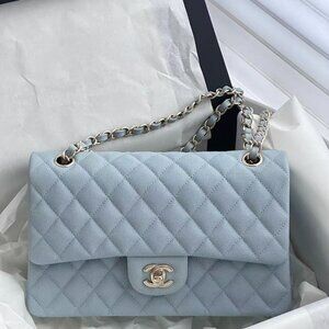 Classic CHANEL Bag: A Stylish and Versatile Choice for Elegance